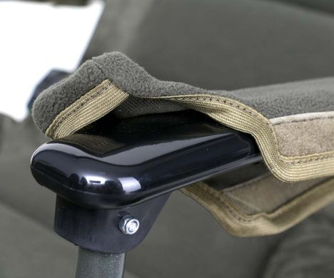 Коропове крісло Carp Pro Diamond з флісовою подушкою